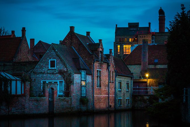 Private Day Trip from Brussels to Bruges - A private ride with a guide-shaped limitation