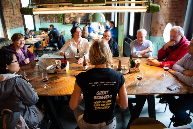 Private: Discover Brussels beer & breweries by a young local (incl. chocolate) - Belgian pralines meet Belgian beer