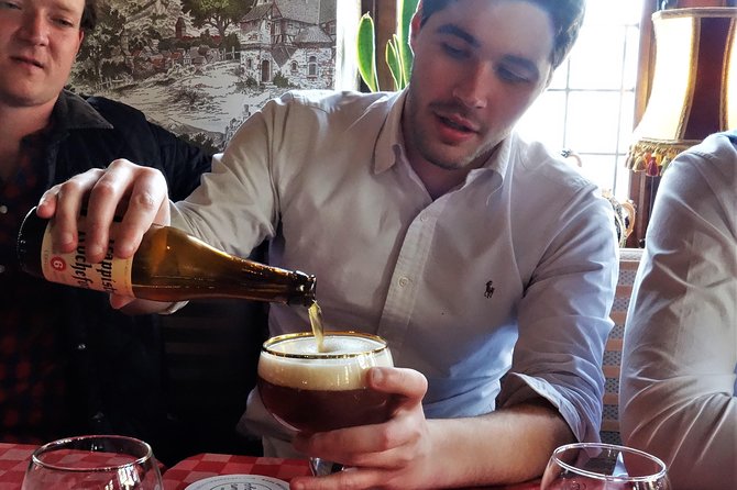Private Ghent Beer & Brewery Tour by a young local - Belgian chocolate at Neuhaus