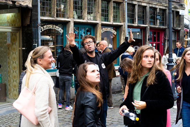 Private Hidden Gems Walking Tour in Ghent - The first chocolate stop, Chocolaterie Vandenbouhede
