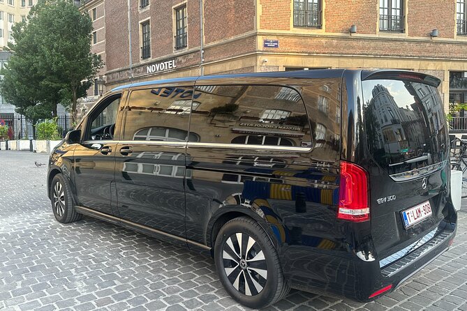 PRIVATE MPV TRANSFER FROM/TO BRUSSELS AIRPORT (Max 6 pax) ONE-WAY - The Mercedes EQV 2023 experience