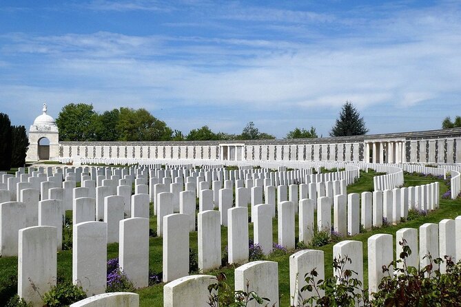 Small Group Ypres Remembrance Day Filled With War History - Chocolate and the rebuilt Cloth Hall