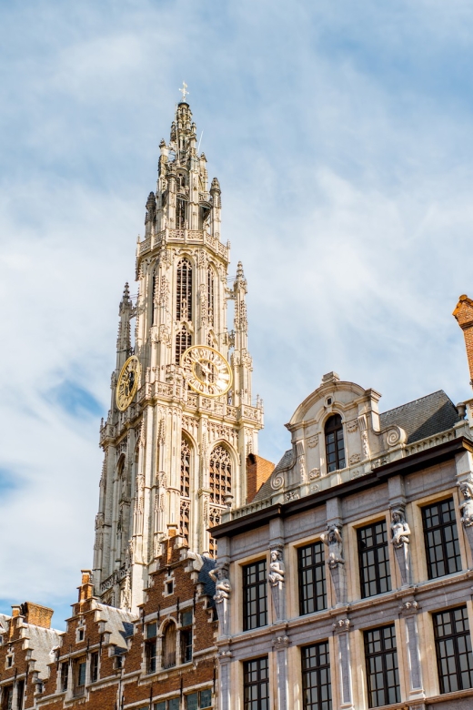 Surprise tour of Antwerp guided by a Local - Key points to know before booking