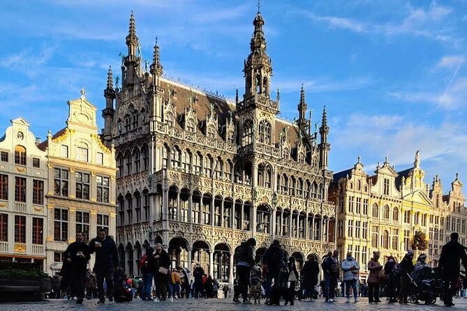 Tell Me About Brussels! | First Day Must-Do | Local Storytellers - Why this works well on your first day in Brussels