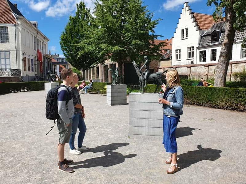 Thé best chocolate in Bruges! Private tour! - Who should book this Bruges chocolate walk