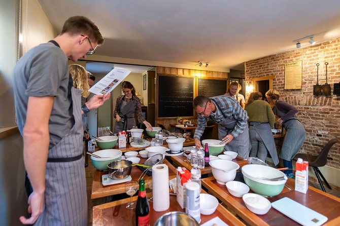 The Waffles 'n Beer Workshop in Bruges Centre - A central Bruges location with a short time commitment